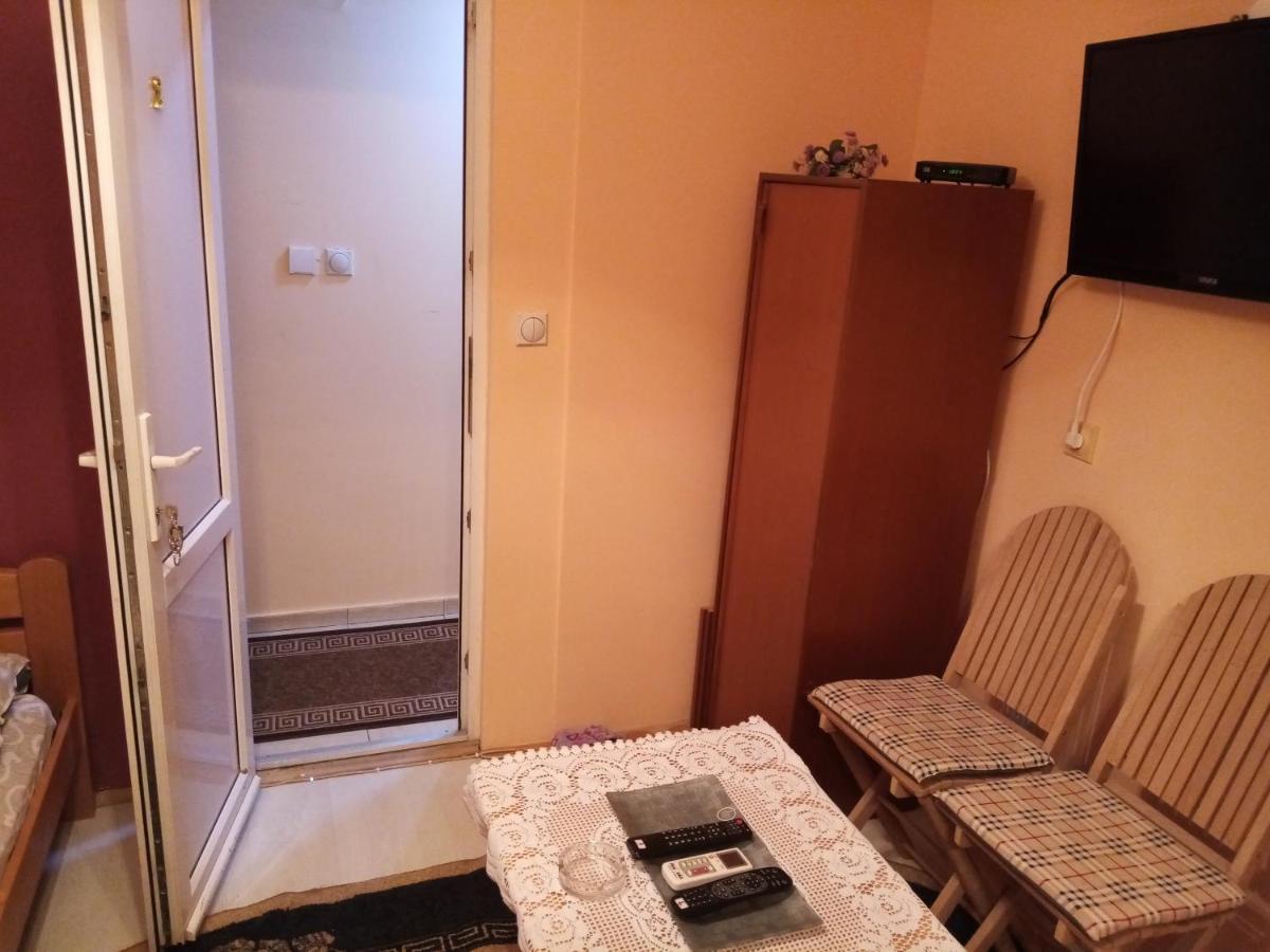 Guest House Mirijevski Konak 베오그라드 외부 사진